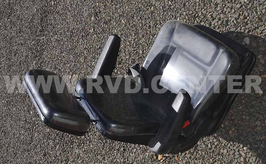 Кресло (сидение) оператора бульдозера SHANTUI SD32 171-53-A0000